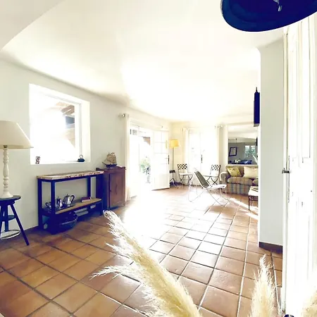 Spacious Family House Summer *